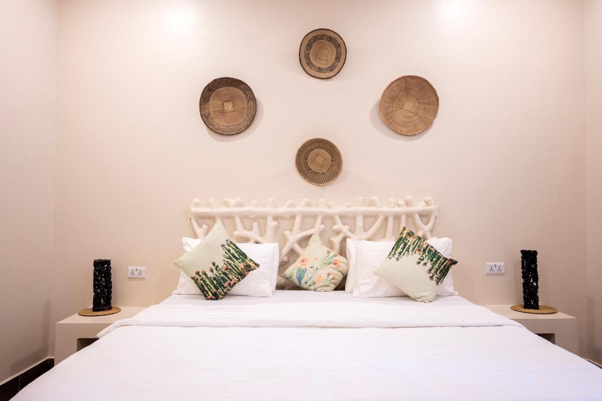 Rori Private Luxury Villas Bwejuu Exterior photo